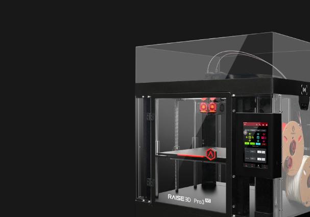 Raise3D Pro3 HS auf dunkelgrauem Hintergrund