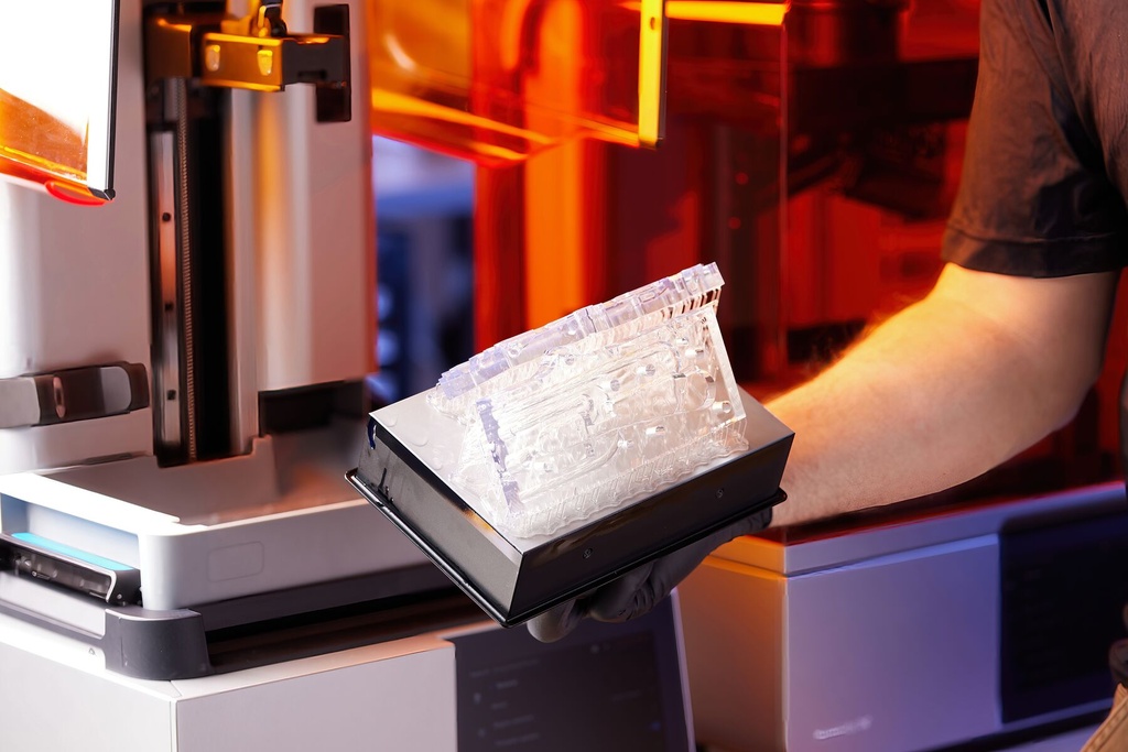 Formlabs Clear Resin V5 (RS-C2-GPCL-05)