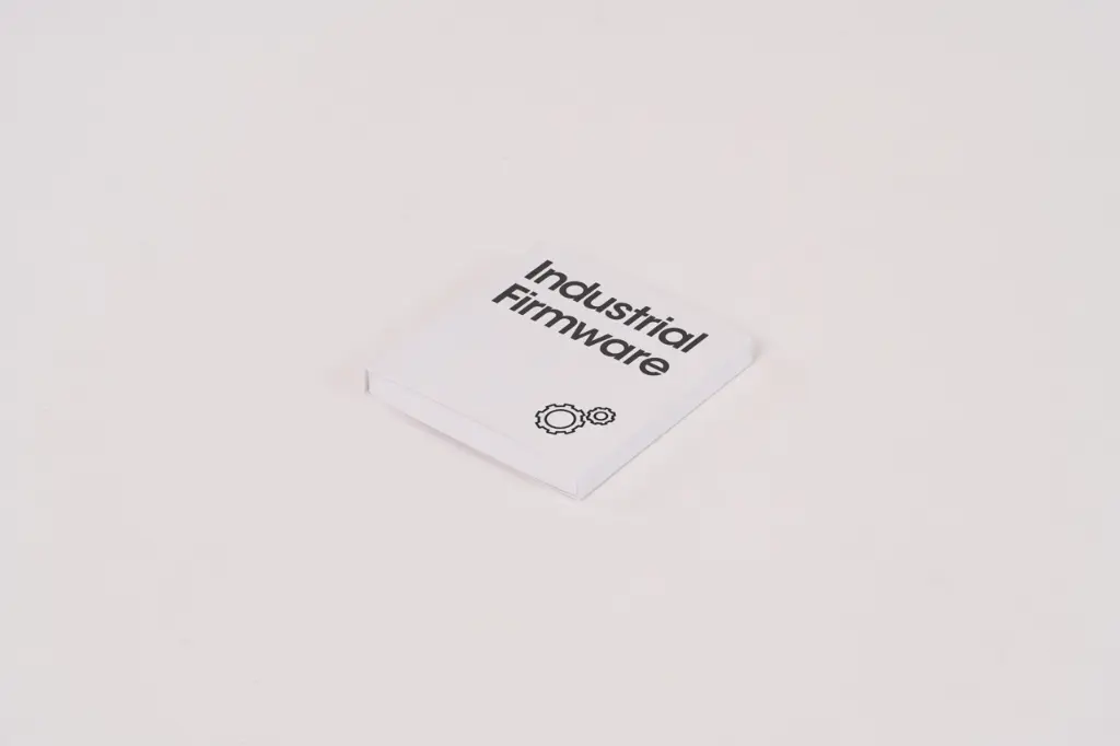 Industrial_Firmware_White Groß.webp